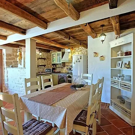 Holiday home Petra Dracevac